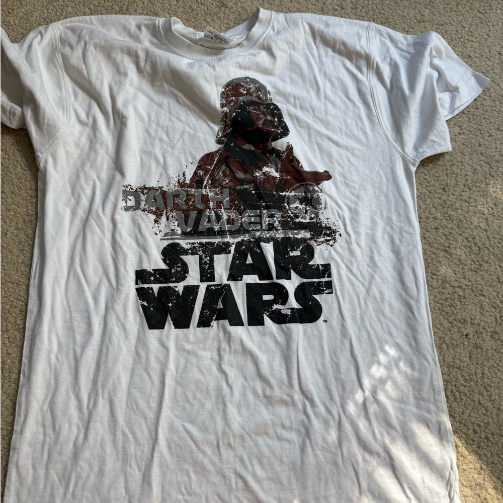 Star Wars Darth Vader White and Gray Tee Medium